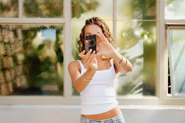 Review: Fujifilm's 'nostalgic' X half camera