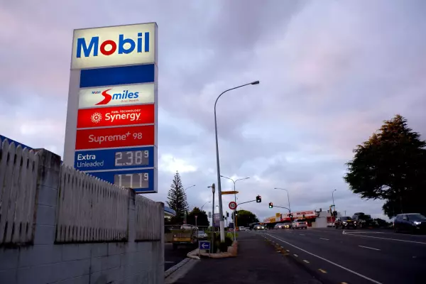 'Easing the pressure': govt kills Auckland regional fuel tax