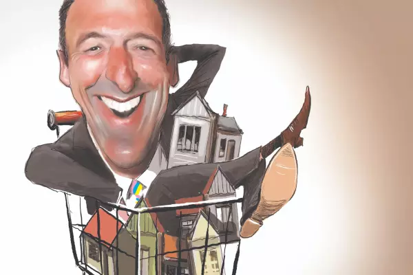 Graeme Hart owed over failed housing venture