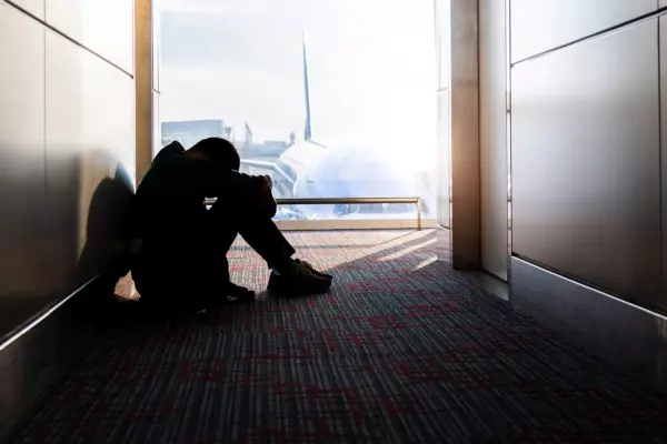 Can apps and hacks really prevent jet lag?