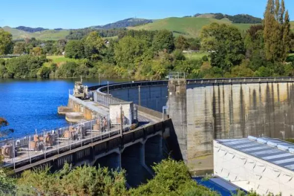 Rain boosted Mercury's hydro generation 38% last quarter