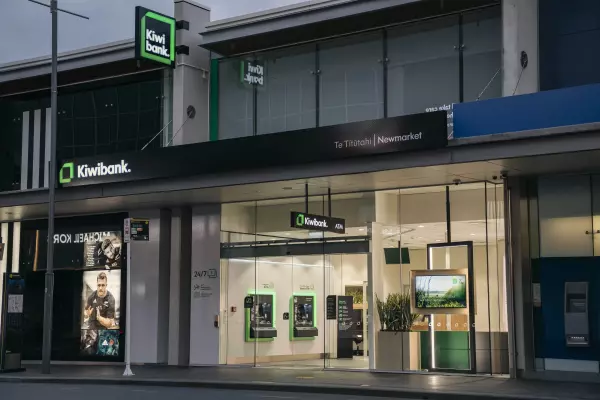 $500m Kiwibank funding 'significant escalation'