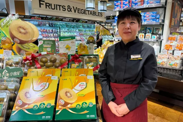 Selling Kiwifruit at Beijing’s $5b-a-year department store