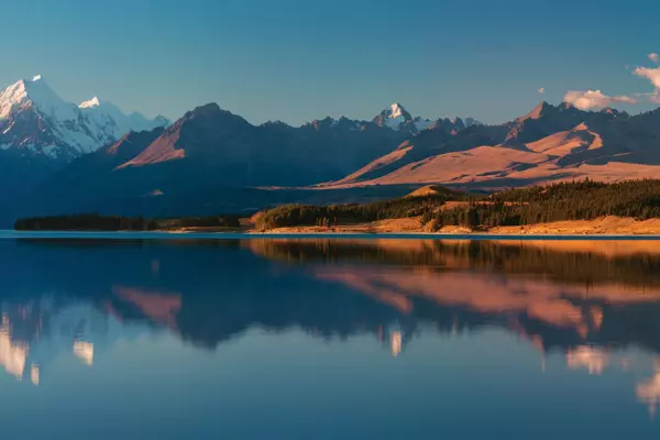 Lake Pūkaki returns to average levels