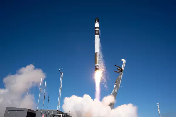 Rocket Lab reuses engine for the first time