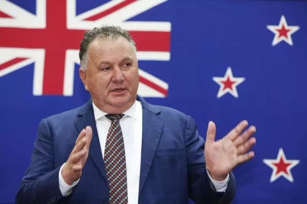 International interest on bringing LNG to NZ: Jones