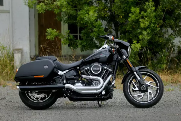 Review: Harley-Davidson Sport Glide – ‘this took me back to the thrill of when I first rode a motorcycle’