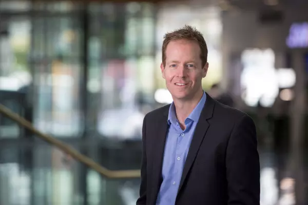 Warehouse reshuffles exec team