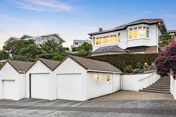 Multimillion-dollar Remuera home seeks bitcoin bids
