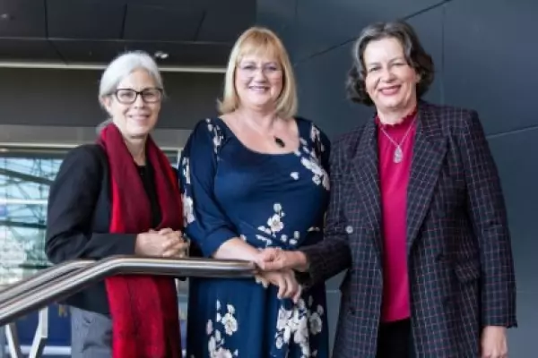 Gattung to fund women's entrepreneurial chair