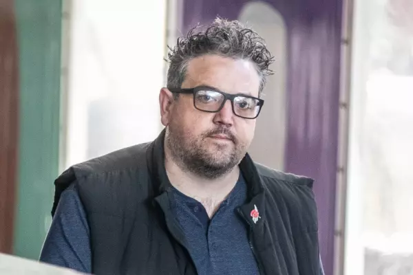 Former real estate agent Aaron Drever jailed for eight months