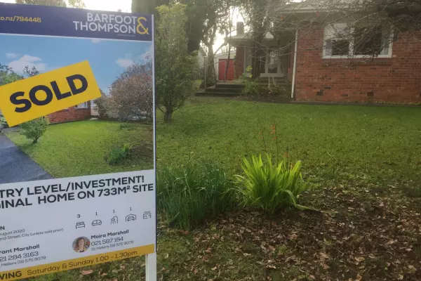 Higher sales, fewer listings in April: Barfoot & Thompson