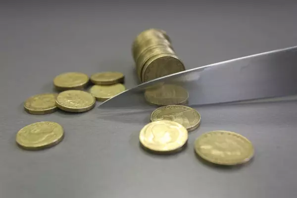 RBNZ plan to cut AT1 capital layer wins cautious lender support