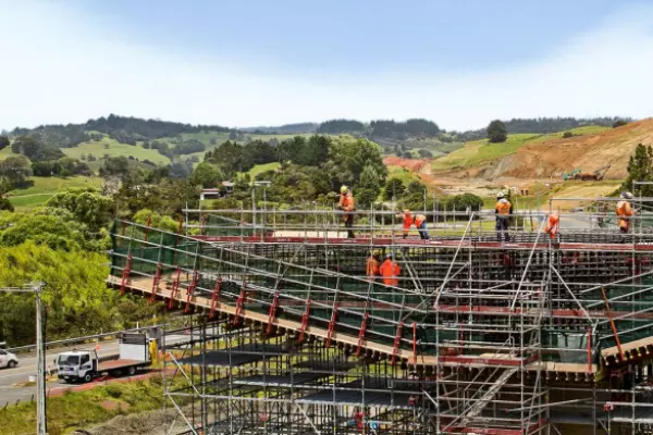 NZ shares rise as Fletcher Building hikes forecast