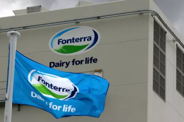 Fonterra closing milk powder plant
