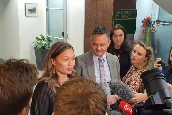 Labour, Greens give no details from talks on govt formation