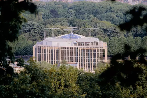 QuiznessDesk, Wednesday, Nov 26