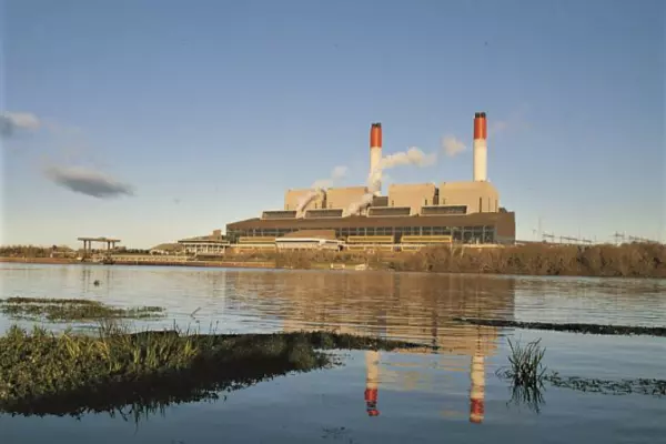 Coal use increased as hydro lakes fell and gas supply stuttered