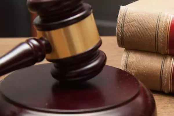 Judge rejects privilege claim in Johnson divorce battle