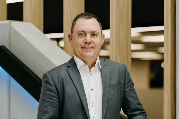2degrees earnings show cash momentum