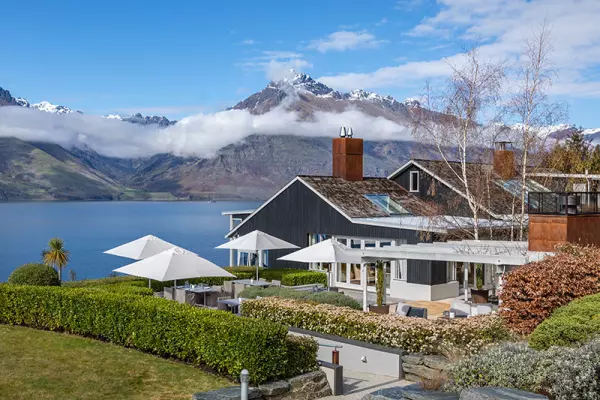 Review: Matakauri Lodge, Queenstown – royal ascent