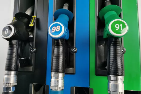 Wake Up Call: Price pain at the fuel pump?