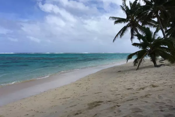 First move towards border-opening as govt consults with Cook Islands
