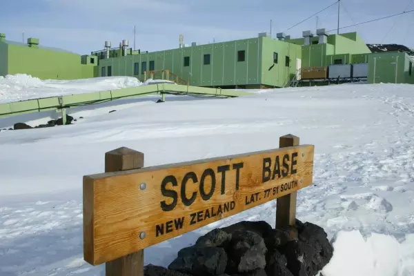 Scott Base rebuild seeks project director