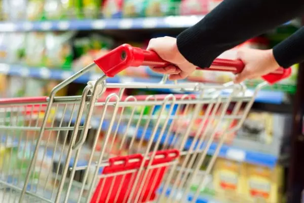 Australia’s two largest supermarkets sued over fake-discount claims