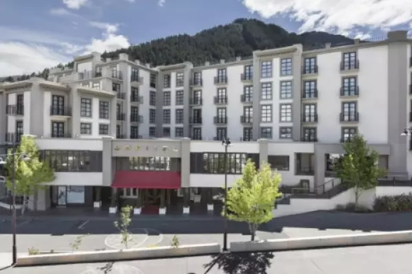 NZ Super Fund, Russell, Lockwood want to sell $600m+ hotel portfolio