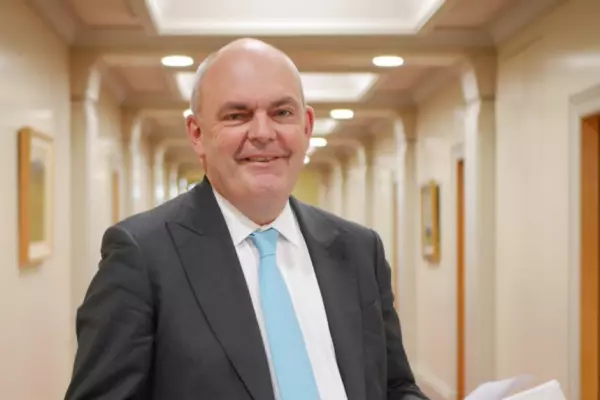 NZME backs Steven Joyce to rebuff Jim Grenon chair bid