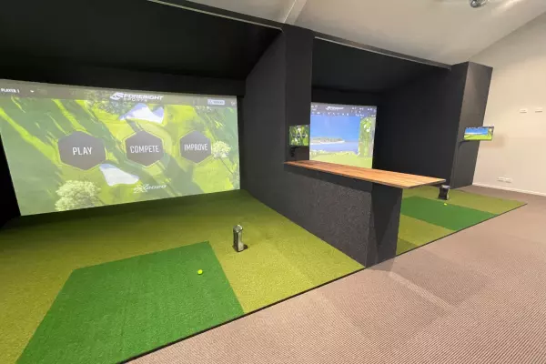 Golf simulators an ace in the hole for entrepreneur