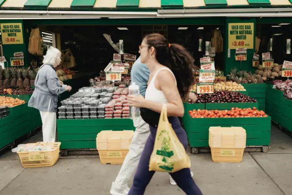 US inflation picks up to 2.7%