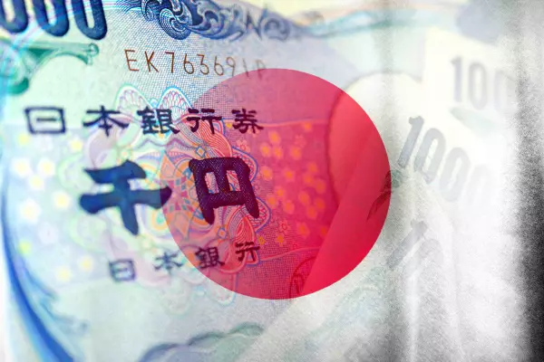 NZ dollar at eight-year high against yen