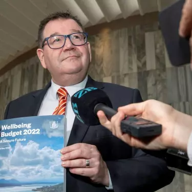 NZ loses top score for budget transparency