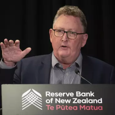 RBNZ policy review is a carbon copy of the May statement, economists say