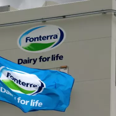 Frothy Fonterra milk prices start settling