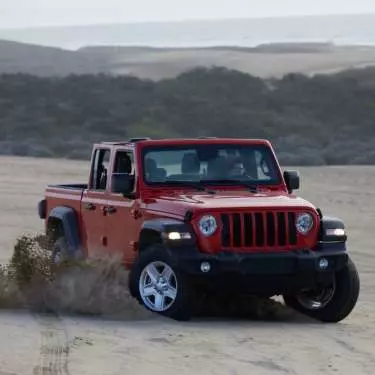 Review: The Jeep Gladiator Sport – a town and country status symbol