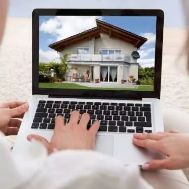 Blowing the roof off: online property traffic skyrockets