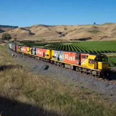 'Insulted' KiwiRail workers voting on rare strike action