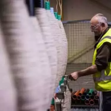 Bremworth spinning yarns over felting machine expert