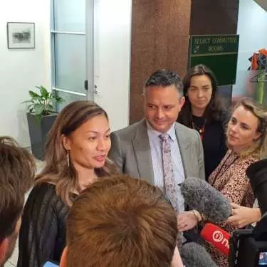 Greens to decide on govt participation on Sunday