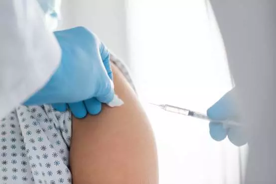 Sacked Customs worker's vaccine challenge fails