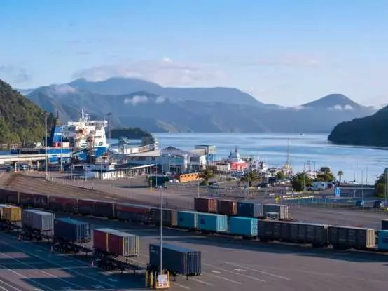 CentrePort and Picton tap into wine business