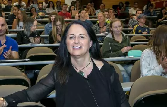 Tracey McIntosh takes science from the lecture theatre to public policy. (Image: Auckland University)