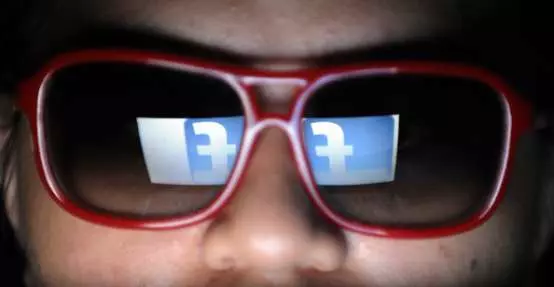 Facebook to invest in selected NZ newsrooms