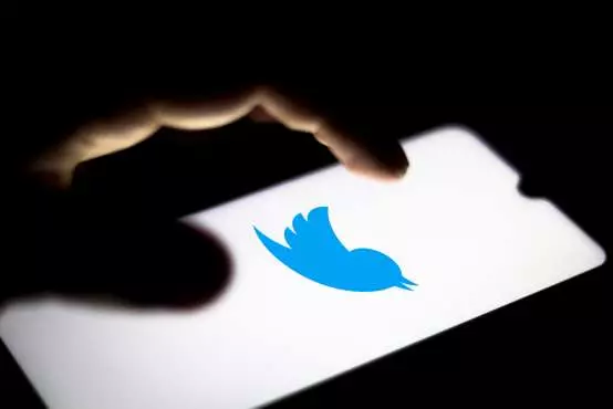 Twitter officially enters New Zealand; seeks developers