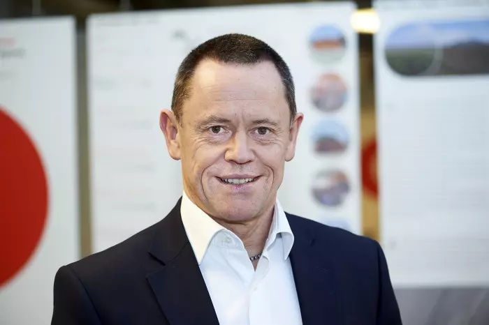 Simon Upton warns fast-track changes could predetermine project approvals