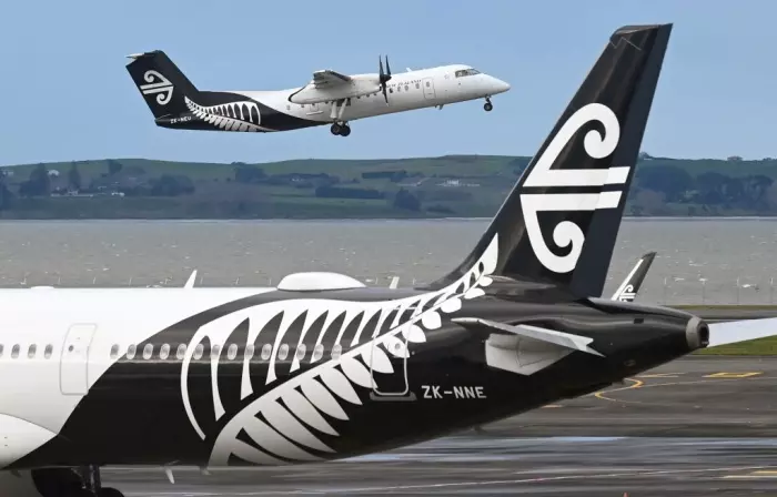 Air NZ shares holding up, investors ready to pounce