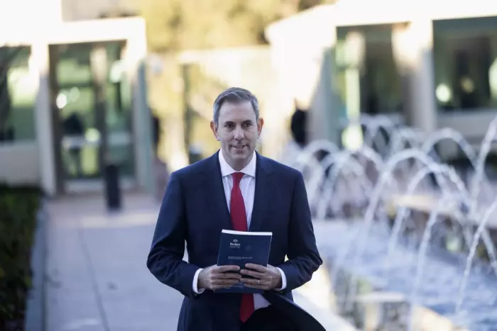 Govt spending pushes Australia's books into the red